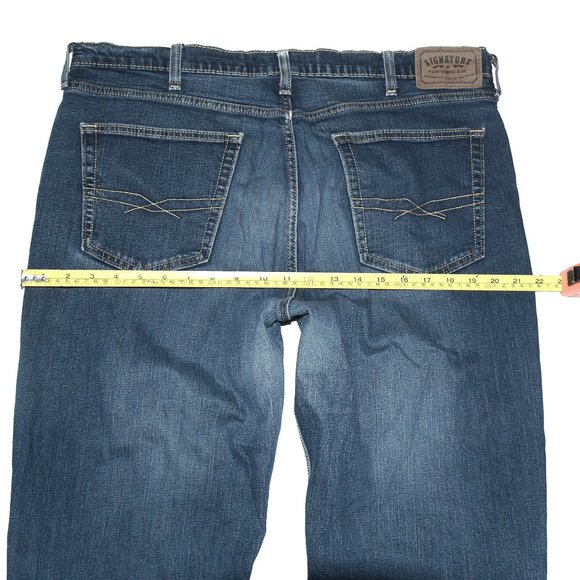 Signature by Levi Strauss & Co.™ Men's Athletic Jeans 38 x 32 - Picture 10 of 12